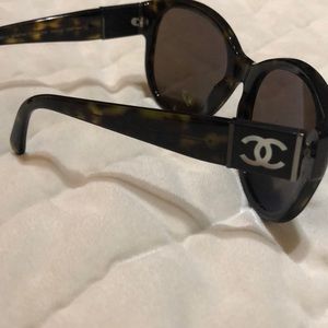 Chanel sunglasses tortoise frame